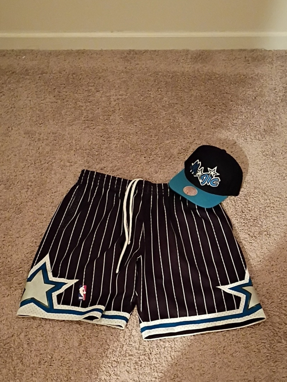 ORLANDO MAGIC MITCHELL & NESS NBA SHORTS & M & N MAGIC SNAPBACK